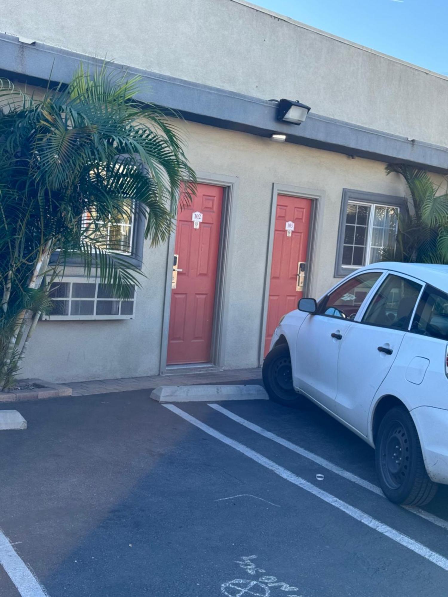 La Cienega Inn Motel Los Angeles Eksteriør billede